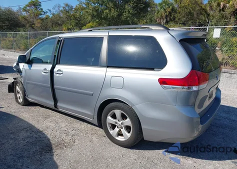 2012 Toyota Sienna Le V6 8 Passenger из США, поврежденный, VIN 5TDKK3DCXCS275904
